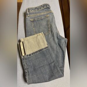 Banana Republic Women’s Cropped Denim Jeans
Size 29/8